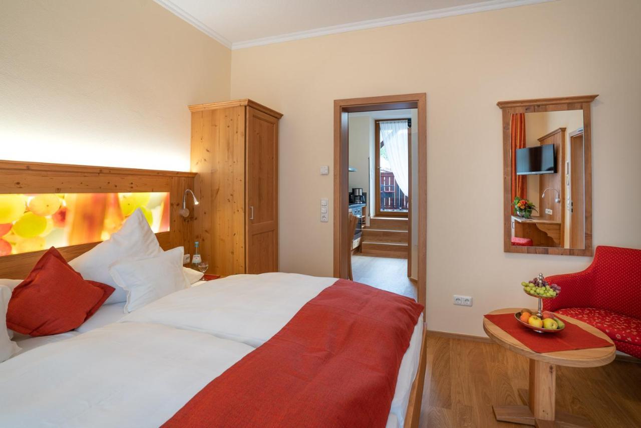 Ferienwohnungen Engelmannstift Bacharach Exteriör bild